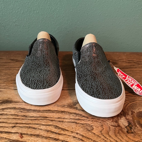 Vans Metalic Leather Slip On's    Women's Size 7    Men's Size 5.5    NWT - Picture 3 of 10